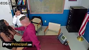 Threesome Terlarang Di Kolej Dengan Eden West Dan Naomi Foxxx