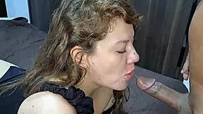 Oh Tuhan, betapa besar kontol pada blonde dengan tetek semula jadi!