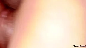 Joven flaca follada duro por padrastro con gemidos fuertes