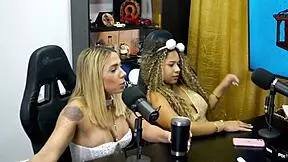 A NOVINHA SAFADA SHOWED HER ASS AND WINKED AT THE CAMERA, WHAT DOES SHE DESERVE?!