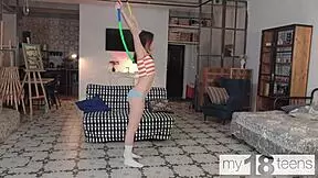 Intriguing Fresh-Faced Fashion Gem Shows Off Her Stunning Petite Figure