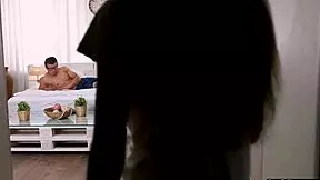 Dagfs Eating and Fucking Pussy for Breakfast Creampie