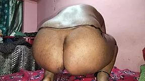 Big boobs young Indian milf fucks with old father-in-law everyday in homemade sessions