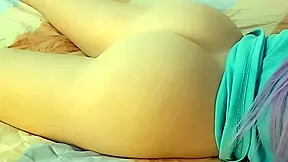 My stepdaughter's still a virgin with a gymnast's ass that drives me wild every time I see her flex - Sports Porn Channel over 18