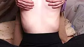 Cosquillas ligero BDSM juego pezones esposa amateur clip casero