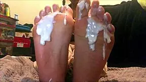 This 18-year-old Latina gets feet creamed on webcam.
