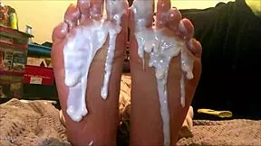 This 18-year-old Latina gets feet creamed on webcam.