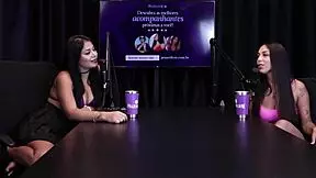 Does Didy Reis Love Blowjobs with Her Tight Pussy? Watch Her Show Off Natural Tits Outdoors