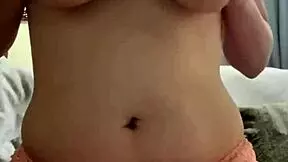 hey, amateur stuffs panties in her pussy 😏