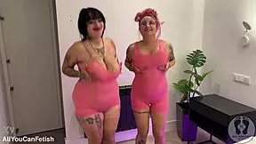 i love her huge boobs jumping and ass shaking in lingerie