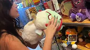 Goth Girlfriend Screams During Public Park Creampie!