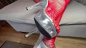 Essa Magrinha Só Goza Se Levar Pau No Cozinho