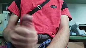 This time I masturbated at my desk with monster cock!