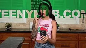 Tight pussy Braylin sucks cock and gets face-covered