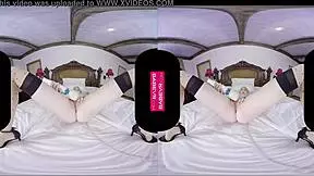 tantalizing ivy jones plays deep in pussy for you in vr 😍
