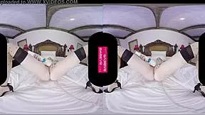 tantalizing ivy jones plays deep in pussy for you in vr 😍