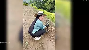 I paid this young colombian farm babe to suck my cock for cash