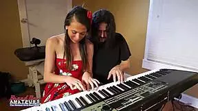 i sucked that big cock and got fucked deep