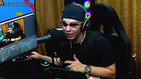 Martina's mysterious gift choice