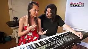 i sucked that big cock and got fucked deep