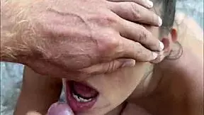 Sloppy Teen Model Gives Risky Beach Blowjob