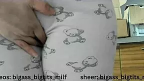 I can't stop masturbating in my pajamas, showing off my big ass and camel toe, milf style.