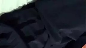 cachonda shows her small tits to amateurs 😏