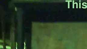 Fui no Campo de Futebol Levar Gozada na Cara e Quase Fui Pego Gozando