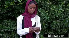 Young Indian Muslim Craves Big White Dick!