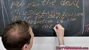 Can amateur teen 18+ squirt while riding MILF?