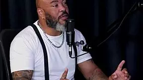 sweet karolzinha, brazilian latina teen, gives handjob in public outdoor game