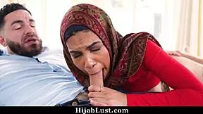 Teaching My Inexperienced Hijab Stepsister to Ride Big Cock Hard