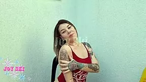 my step sister shaved my armpits in a way that really turned me on, this beautiful tattooed teen 18+ nerd outdoors