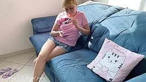 She wanted my lollipop with all the filling in her mouth, complete on red