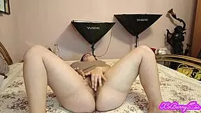 Thick Latina Brunette Xo Bunny Invites You to Taste Her Wet Pussy