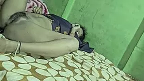 Oh, Sexy Girlfriend Gets Wild Sex with Her Indian Boyfriend!