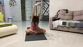 Does Angie Elif Love Fingering Her Pussy After Yoga?