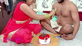 Sasur Ji Ne Bahu Ko Anniversary Par Choda - Father-in-Law Fucks Daughter-in-Law After Cutting Cake