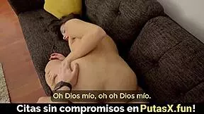 Hermanastra Española Bloquea Pollas y Ansía Mi Polla para Ella