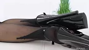 Petite asian lulu gets her grippy pussy fucked doggystyle