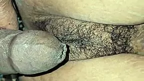 Indian girl, wanna bang this young 18+ dad tonight?