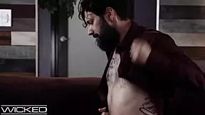 Teen Singer Uses Redhead Pussy To Get Record Contract