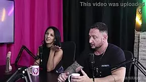 I watch bruna n kel gettin their pussies fucked moanin wet