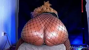 i twerk and ride big dicks with huge butt plug