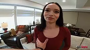 놀라워, 이 BBC 완벽 자연 가슴 18살 안에 계속 쏟아내.