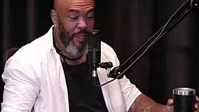 tinha uma competição quente com julia fontanelli on sheer red!