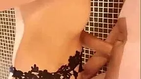 I can’t get over training this Latina teen solo in CDMX cinemas!