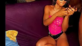 Uhh Fuck I Just Love Worshipping Daddy's Huge Cock 😍