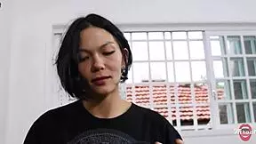 Petite Japanese wife deepthroats neighbor's cock 😏