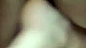 Vagabunda sitting and cumming on the dick in cuckold action